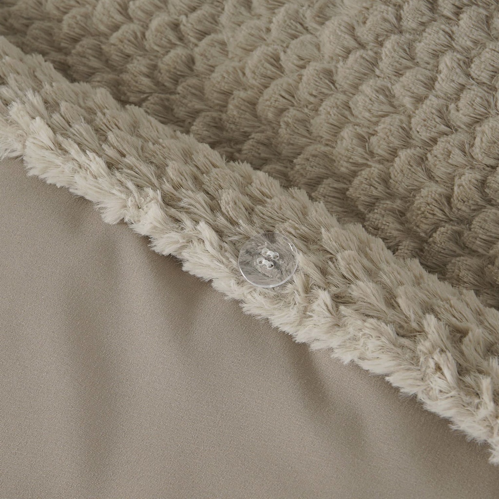 royal_fur_taupe_detail2