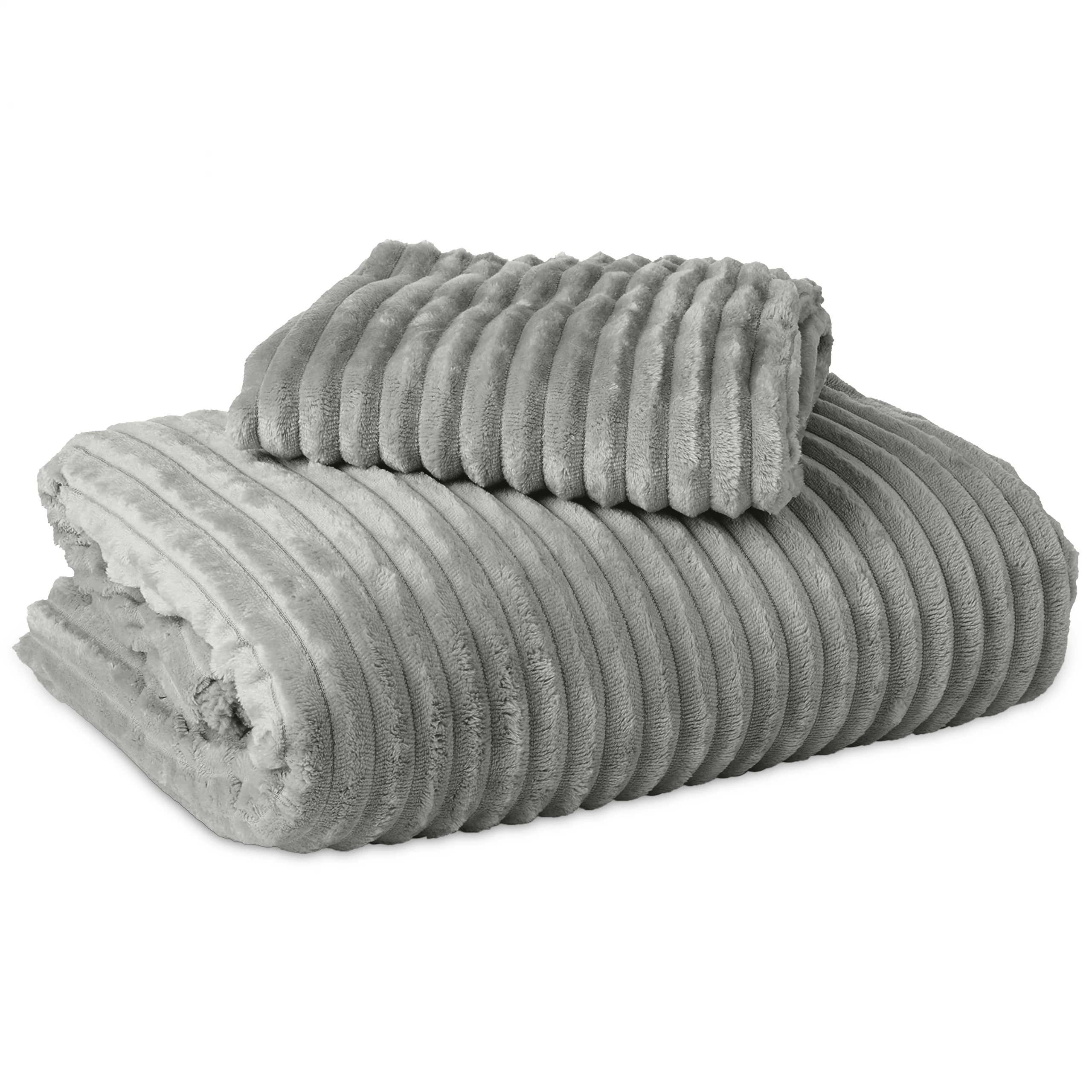 rib_teddy_grey_7_2560px