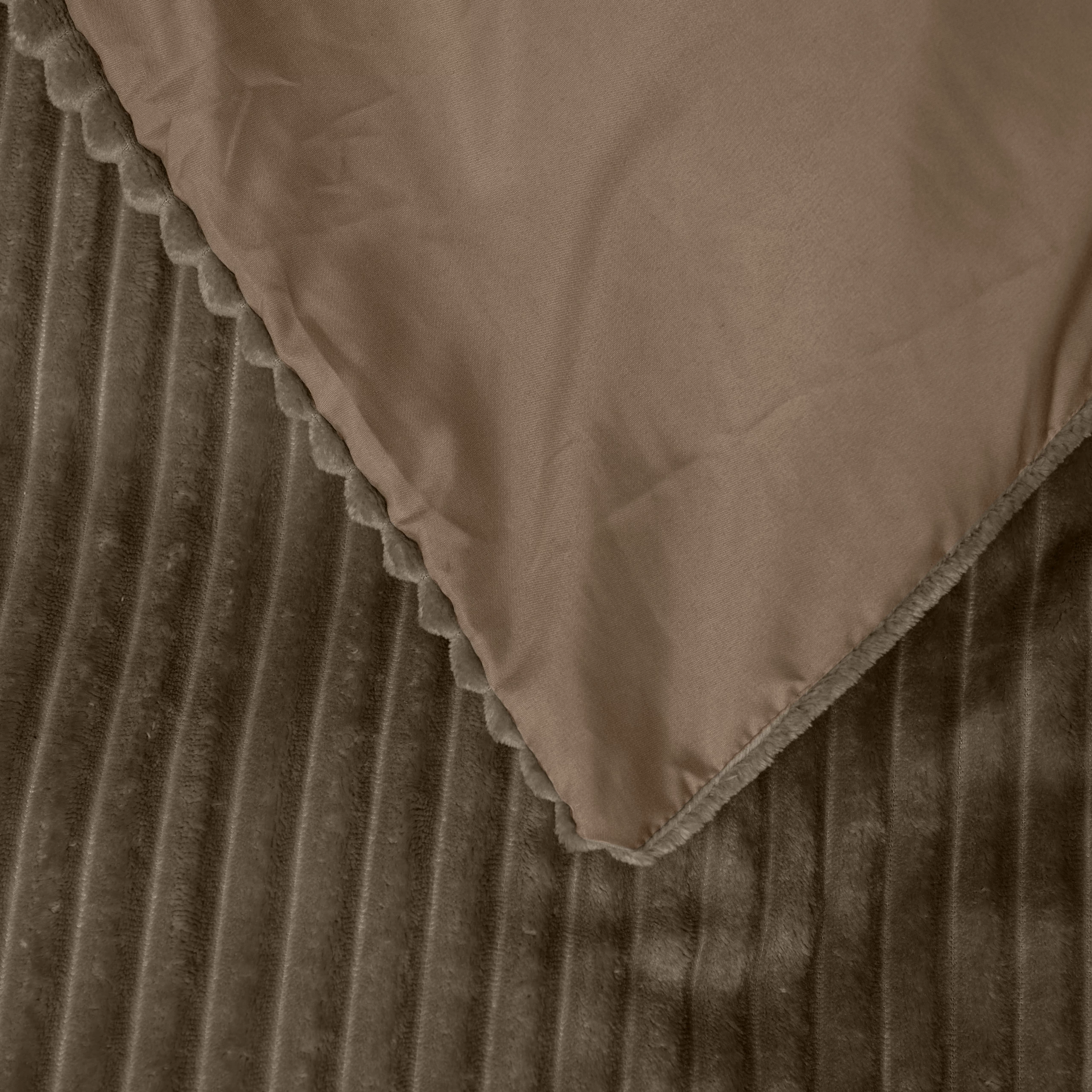 rib_teddy_taupe_6_2560px