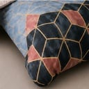 posteljina_plavi_geometrijski_dezen_kut_5