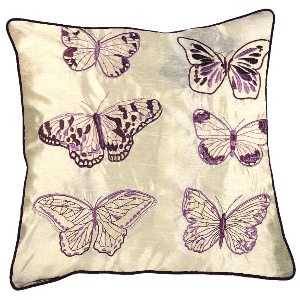 UKRASNA JASTUČNICA ENCHANTED BUTTERFLIES LILA