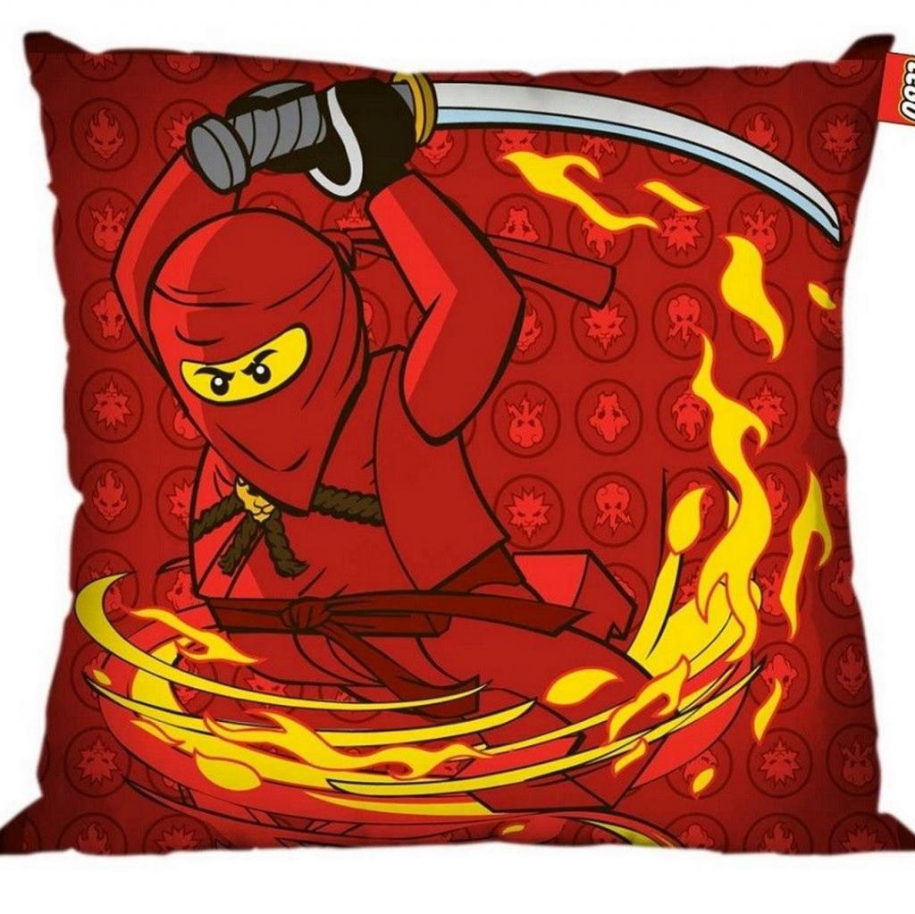 UKRASNI JASTUK NINJAGO 01