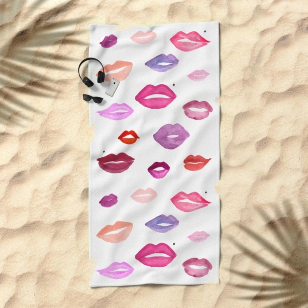 PLAŽNI RUČNIK LIPS