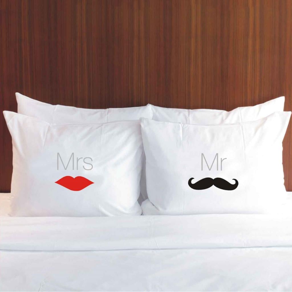 SET OD 2 JASTUČNICE MRS AND MR