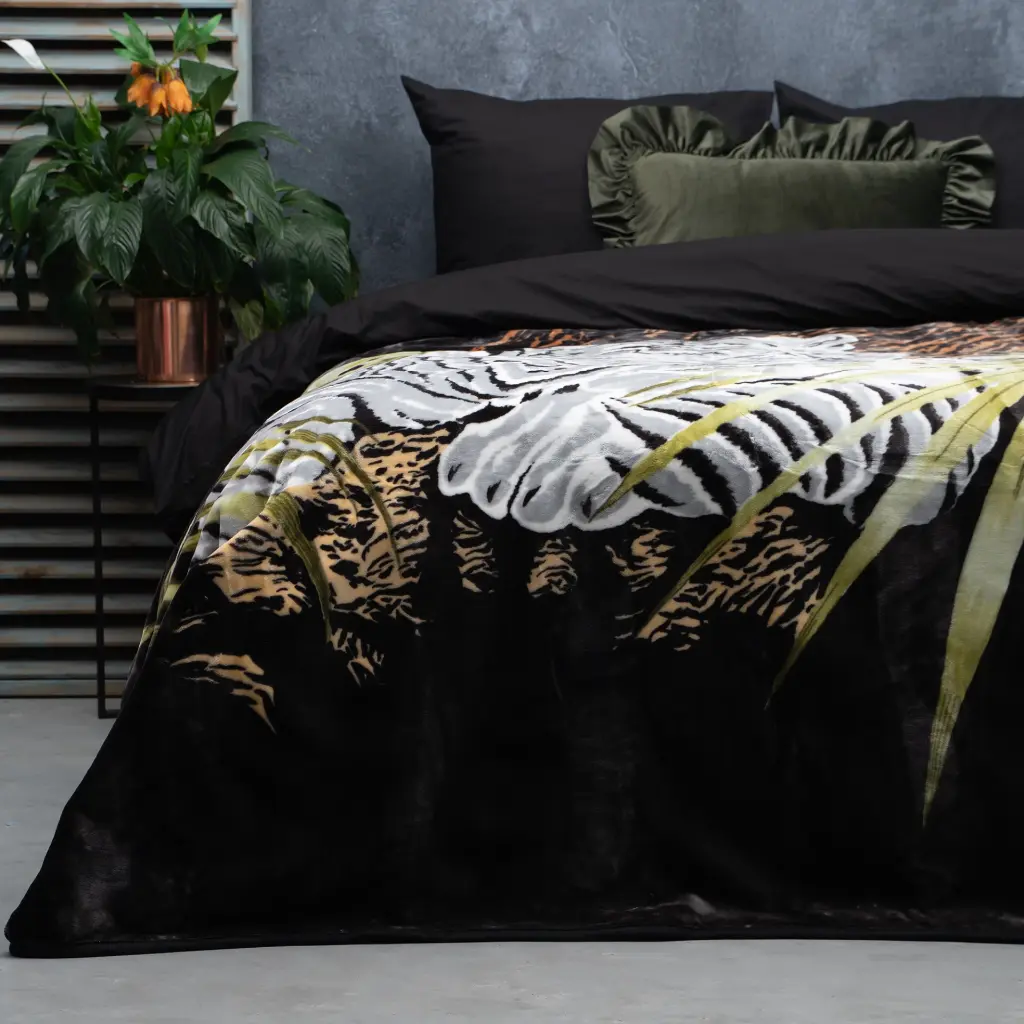 EMBOSSED DEKA SNOW TIGER BLACK 