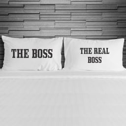 [P-2524047] SET OD 2 JASTUČNICE THE BOSS REAL BOSS